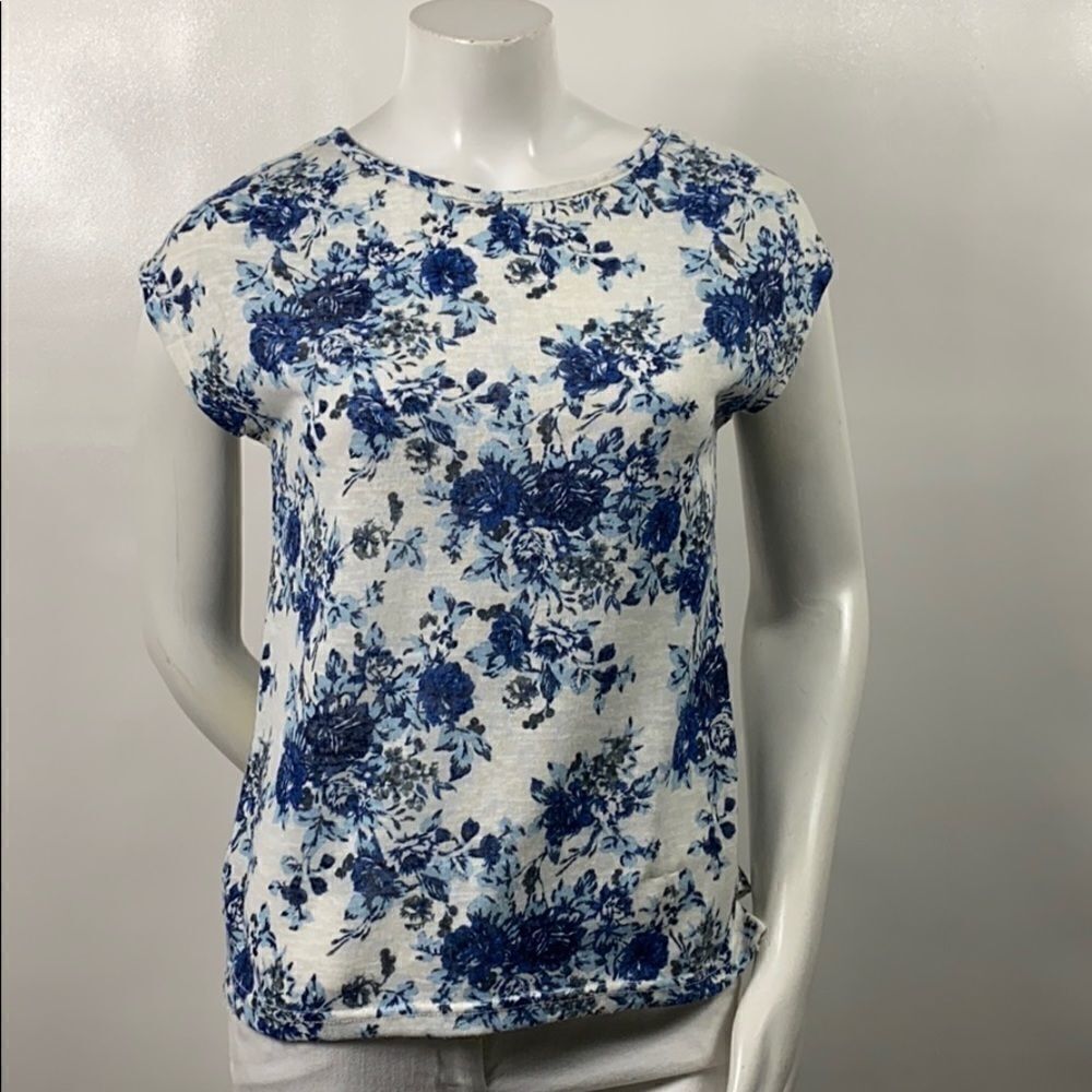 3FOR$20 GreenPoint Floral Top Size: 36